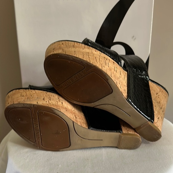 Nine West Platform Sandals - Picture 7 of 7